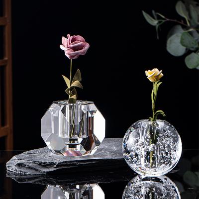 China 2022 New Style Minimalist Simple Ornaments Bubble Geometry Office Home Hotel Hotel Club Crystal Vase for sale