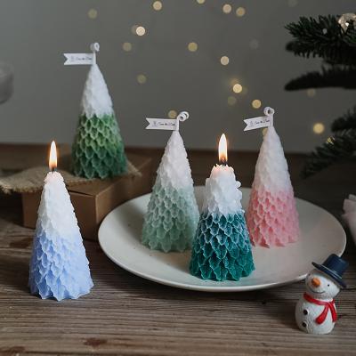 China Hot Selling Eco-friendly Scented Candles Creative Christmas Tree Scented Christmas Candles For Home Decoration for sale