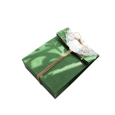 China Christmas Recyclable Craft Lace Food Green Small Gift Wrapping Bag With Your Own Logo Print for sale