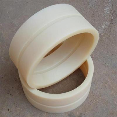 China Wear Resistant White Plastic Bushing , Plain Shaft Bearing Environment Friendly for sale