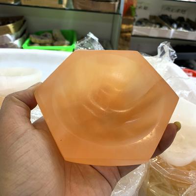 China Wholesale Europe Natural Orange Selenite Bowl Healing Orange Selenite Hexagonal Bowl Carved Red Gypsum Hexagonal Bowl For Decoration for sale