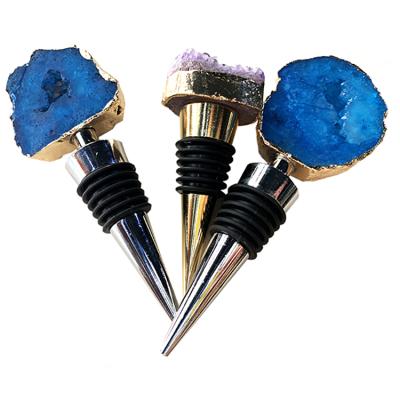 China Natural Quartz Gemstone Bottle Stopper Gemstone Wine Stopper Customized by Donghai Crystal Stone Polished Natural Bottle Stopper for sale