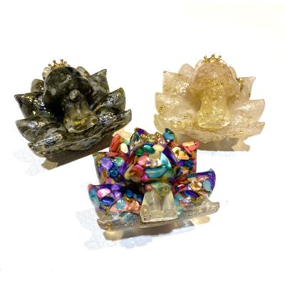 China Wholesale Donghai Natural Resin Synthesis Quartz Fox Carving Crystal Gravel Stone Animal Natural Gravel Stone Fox Opens For Gifts for sale