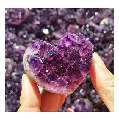 China Donghai Wholesale Crystal Opens High Quality Amethyst Clusters Raw Gemstones Crystal Quartz Heart Shaped Amethyst Clusters For Healing for sale