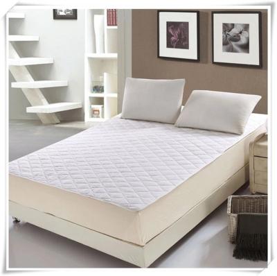 China New Product Queen Size Bed Cooling Microfiber Memory Foam Mattress Topper for sale