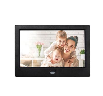 China Wifi 7 inch black lcd digital phot frame digital album frames for sale