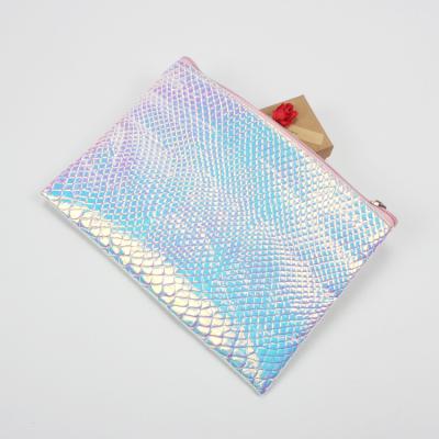 China PVC Fish Scale Pattern PVC Glitter Cosmetic Bag Makeup Bag For Woman Makeup Bag for sale