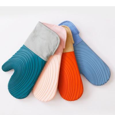 China Higher Customized BBQ Grill Heat Resistant Oven Mitts Heat Resistant Glove For Cooking Fashion Baking Cotton for sale