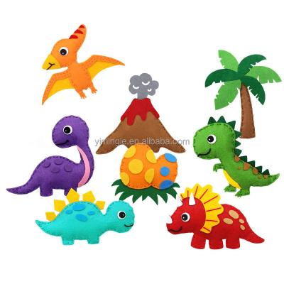 China Jungle Eco-Friendly Material Woodland Safari Forest Animals Handmade Sewing Kit Set Craft DIY Kids Educational Garland Decor Felt Plush Stuffed Stitch for sale