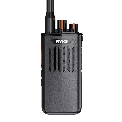 China Portable Reliable Durable Professional Factory Good Endurance Walkie Talkie Support In Frequency Black Walkie Talkie Two-Way Radio for sale