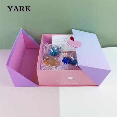 China Handmade Luxury Gift Box Packing Magnetic Perfume Clamshell Box Packaging for sale