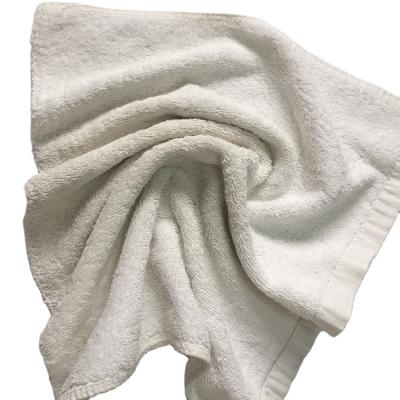 China Good Quality Water Oil Strong Absorption Capacity 25 Kg Pack Face Towel Soft Material Recycled White Cotton Wiping Cloths for sale