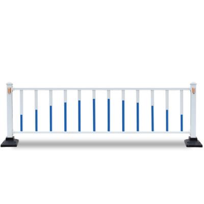 China Easily Assembled Municipal Road Fence Road Traffic Barriers for sale