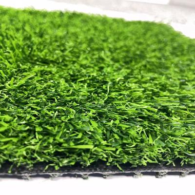 China Garden No Filling Artificial Turf For Gym Fitness Flooring 3 Tone Green Artificial Football Grasses for sale