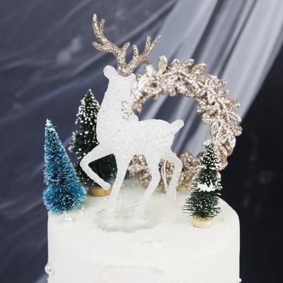 China 2021 Party Decoration Christmas Cake Topper Acrylic Elk Christmas Garland Event Party Supplies for sale