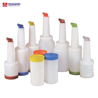 China Sustainable PE Plastic Bar Juice Fruit Store n Pour Storage Bottle for sale