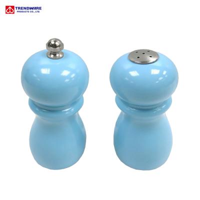 China Viable Custom Wooden Shaped Salt and Pepper Shaker Set for sale