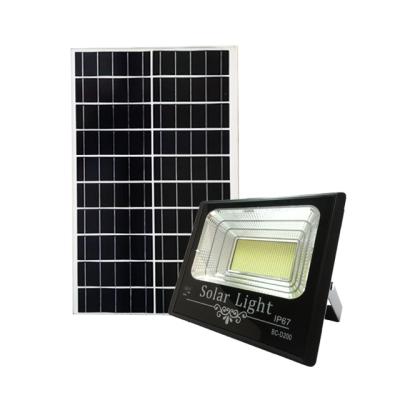 China Hot Selling Outdoor Garden Product Sun Powered Flood Lights 200w Solar Led Light for sale