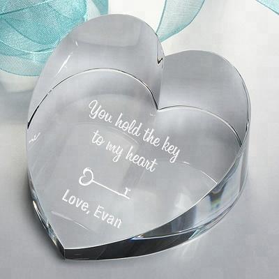 China Clear Crystal Paperweight Heart Paperweight For Wedding Gift for sale