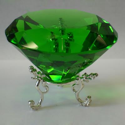 China Diamond Crystal Charm Green Crystal Diamond With Silver Stand Holder Paperweight for sale