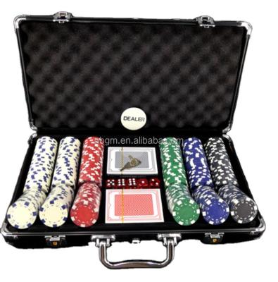 China 300pcs 11.5g Clay Dice Poker Chip Set With Aluminum Case for sale