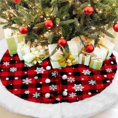 China OurWarm Christmas Tree Decorations Christmas Decoration 48 Inch Snowflake Buffalo Plaid Tree Skirt with White Plush Fur Edge for sale