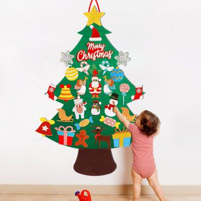 China OurWarm Felt Decoration Felt Christmas Tree with Ornaments for sale