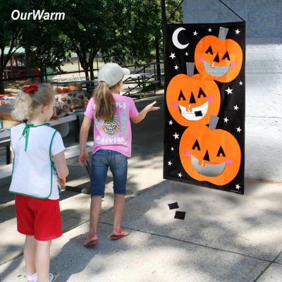 China OurWarm Halloween Decorations 30X54in Felt Party Decor Pumpkin Bean Bag Toss Outdoor Hanging Game for sale