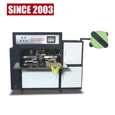 Cina Most Popular Handle Bag Welding Machine Paper Bag Making Machine in vendita