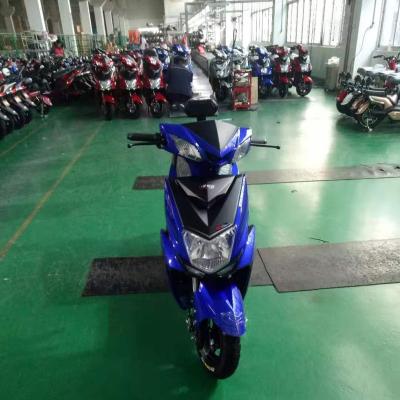 Cina Two Wheeler Unique Fashion Battery Electric Motorcycle 65km Distance Range in vendita