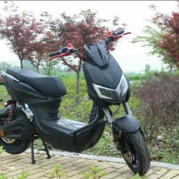 중국 50km/H Speed Battery Electric Motorcycle 72V 20AH Lead Acid Battery Capacity 판매용