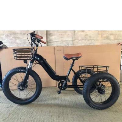 中国 Motorized Adults Motorized Tricycle 48V 14Ah Lithium Battery Using For Cargo 販売のため