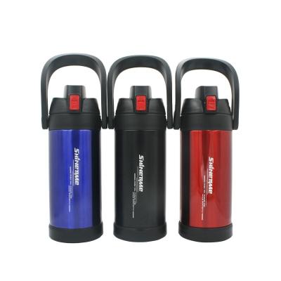 China 2000ml PORTABLE insulated thermos water bottle for camping for sale