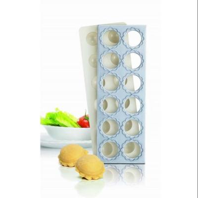 China Hotels Non Stick Tabletop Russian Flower Shaped Pelmeni Manual Pasta Maker for sale