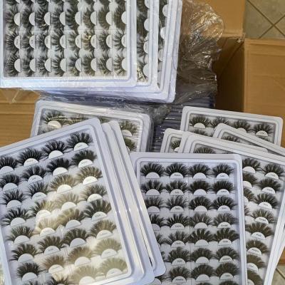 China Luxury False Eyelashes Wholesale Natural Look 16 Pairs Silk Lashes Pack False Eyelashes For Makeup for sale