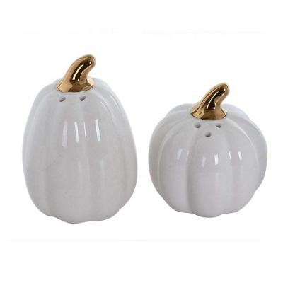 China Factory direct wholesale white glazed modern ceramic salt and pepper shakers viable with artificial pumpkin design for sale