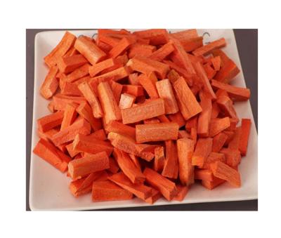 China High Quality Pet Intake Stocked Vegetable Vitamin Supplements Low Moisture Fresh Carrot Pet Food for sale