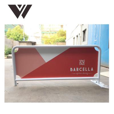 China WELDON Hot Sale Cafe Breeze Stainless Steel or Aluminum Barriers /Wind/advertising Fence with Banner for Advertising for sale