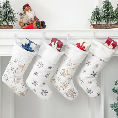 China Safe Environmental Material Christmas Decorations Soulmate Elk Pattern Christmas Gift Bag Special Christmas Socks for sale