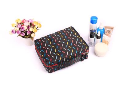 China Polyester Travel Cosmetic Portable Makeup Bag , Brush Pouch Toiletry Kit Cute Women Carrying Case for sale