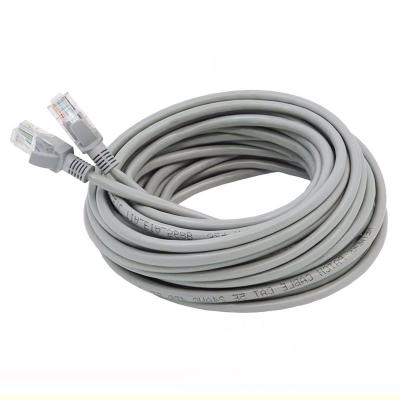 Chine Type câble d'UTP de correction de réseau Ethernet de corde de correction de 24AWG Cat5e à vendre