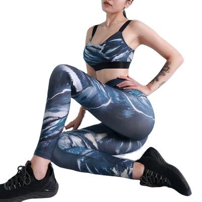 China New Women's Breathable Outdoor Fitness Nine Point Pants Yoga Suit Running Thin Suit for sale