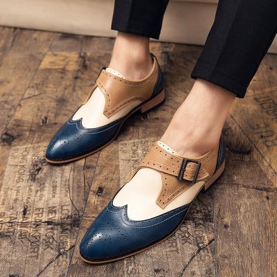 China 2022 New Style Brogue Dress Large Size Men's Casual Walking Shoes Breathable Fashion Trend Style Leisure Breathable British Leather Shoes for sale