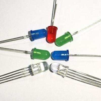 China INGAN DIP LED 5mm Green Color Round Head with Two Series High Power Encapsulation LED Diode 5mm Long Legs for sale