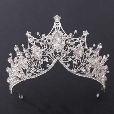 China Handmade Atmospheric Wedding Hair Ring Rhinestone Gold Crown Female Baroque Bridal Formal Crown Wedding Hair Accessories for sale