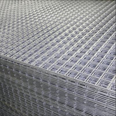 China Promotional Construction Fence Mesh Transport 2x4 Welded Wire Mesh Fence Panel for sale