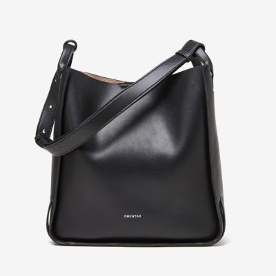 China Fashion Wholesale Manufacturer Genuine Leather Sling Bags For Women Cross - Body for sale