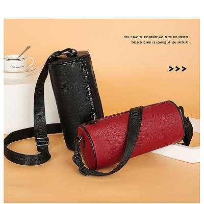 China Genuine Leather GENUINE LEATHER Casual Women's Messenger Bag Men Cross - Body Bags Male Cylinder First Layer Cowhide Girls Fashion Shoulder Bags for sale