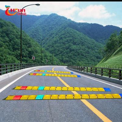 China Road Traffic Installation 2021 New Road Safety Rubber Bumps for sale