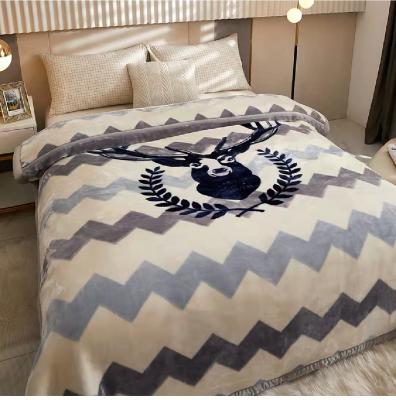 China HUIZHONG TEXTILE Soft Household Bedding Thick Throw Blankets For Family for sale